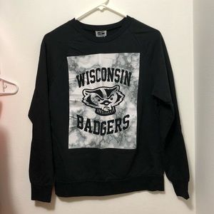 Wisconsin Badgers Sweater